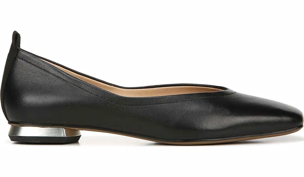 Franco Sarto Franco Ailee Flat Black Leather