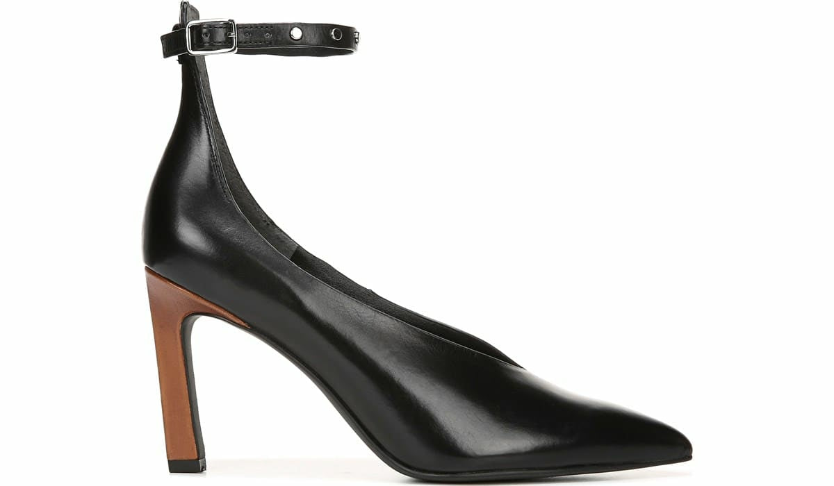 Franco Sarto Sarto Sarah Pump Black Leather